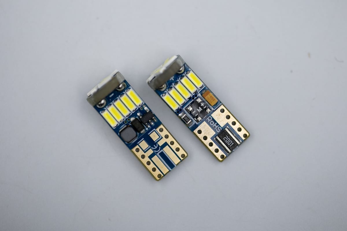 Lâmpada LED · Ultra Extreme White T10 W5W 1.8W 6000K 15SMD 4014 - miniatura 2